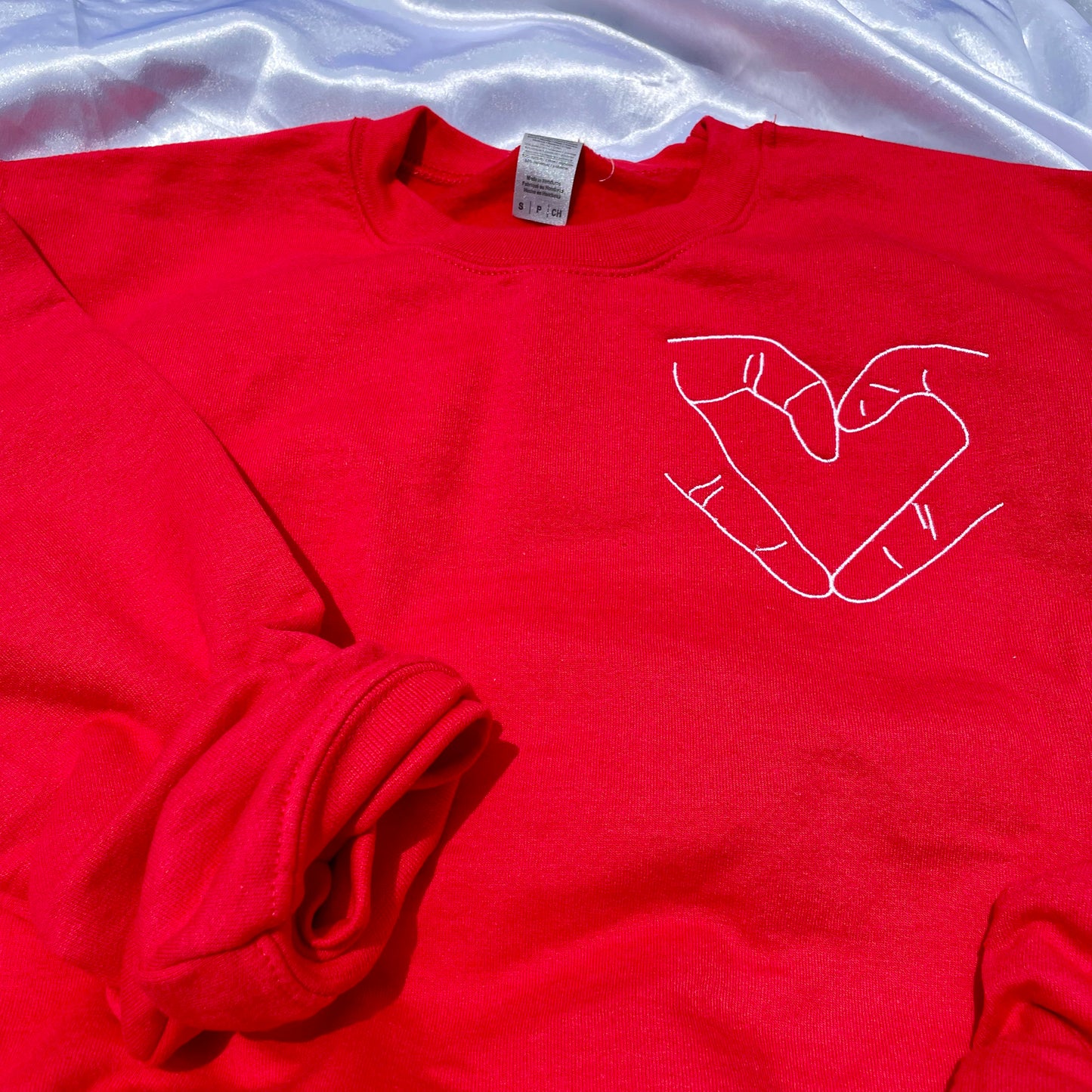 “Love U” Finger Heart Embroidered Sweatshirt/hoodie