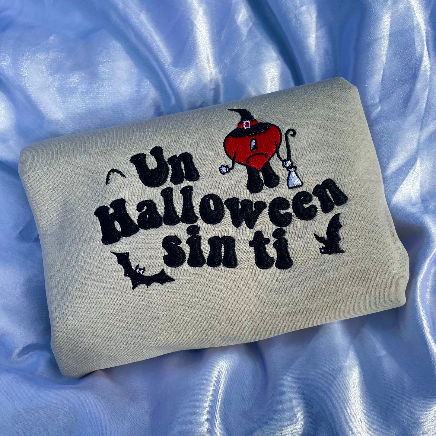 Bad Bunny “Un Halloween sin ti” Sweatshirt/Hoodie