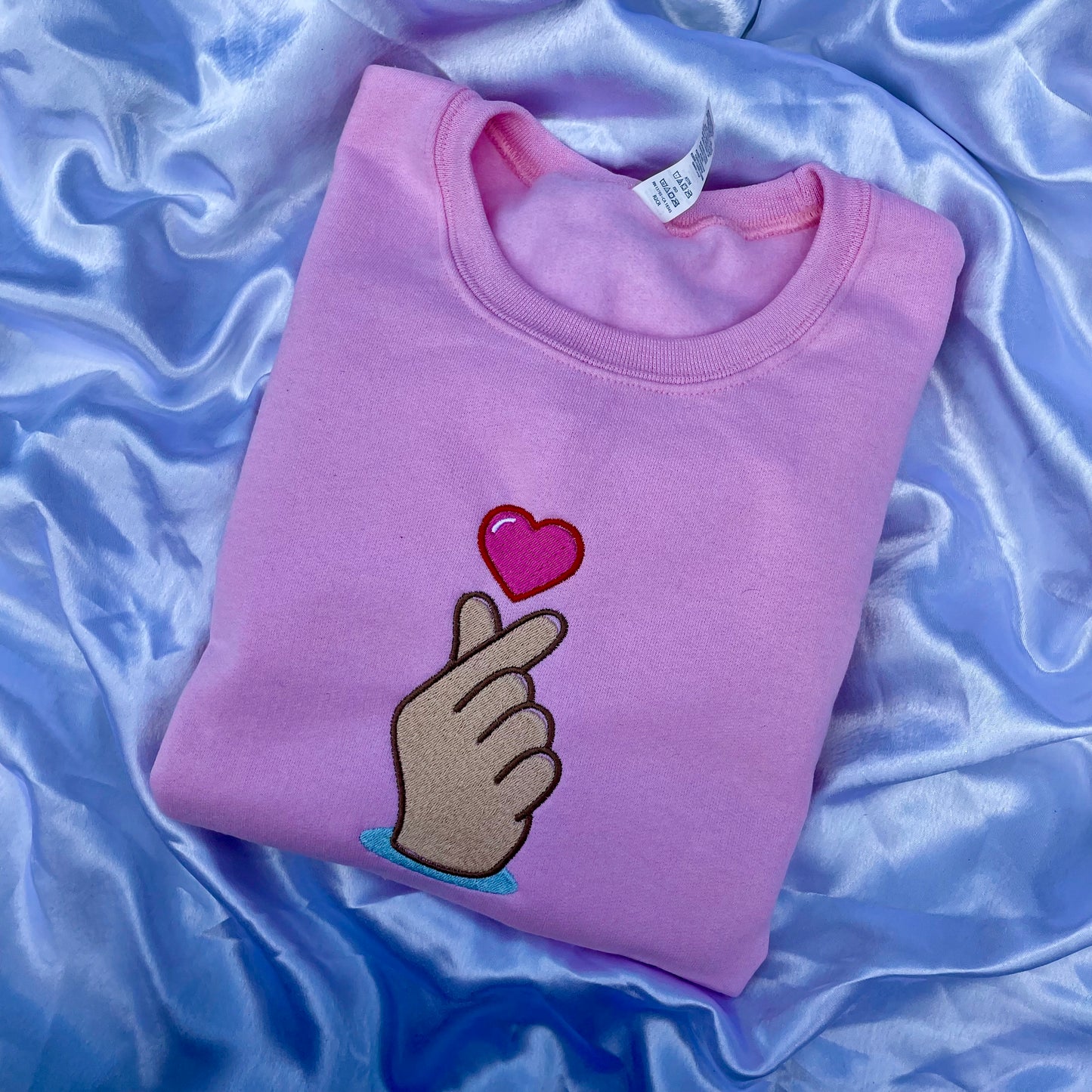 K-POP Finger Heart Sweatshirt