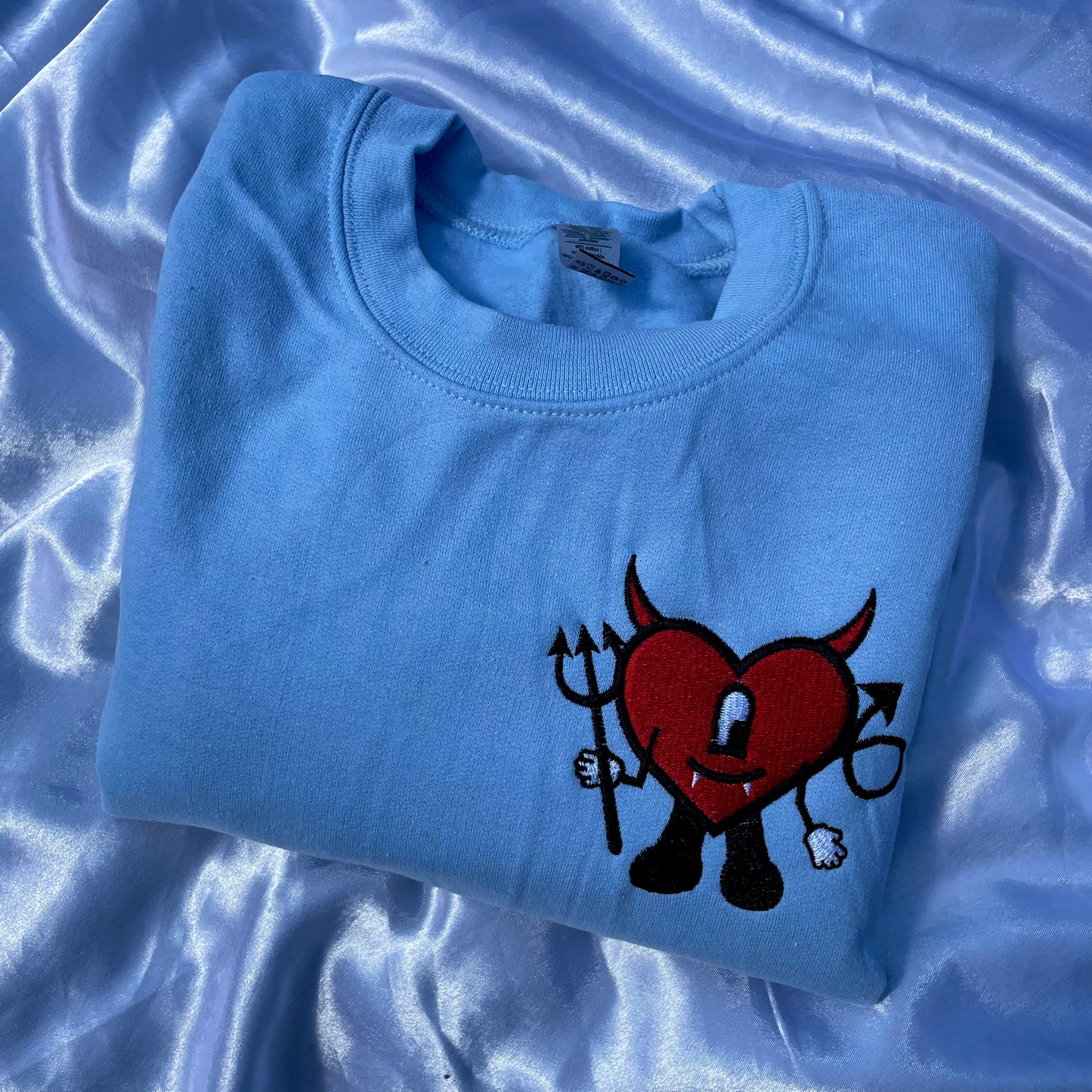 Bad Bunny Halloween Heart Sweatshirt/hoodie